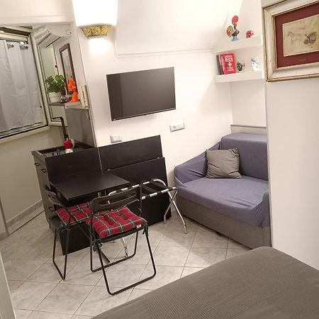 La Residenza Napoli Short Let Monolocale Standard Via Chiaia 82 Napoli Appartement Buitenkant foto
